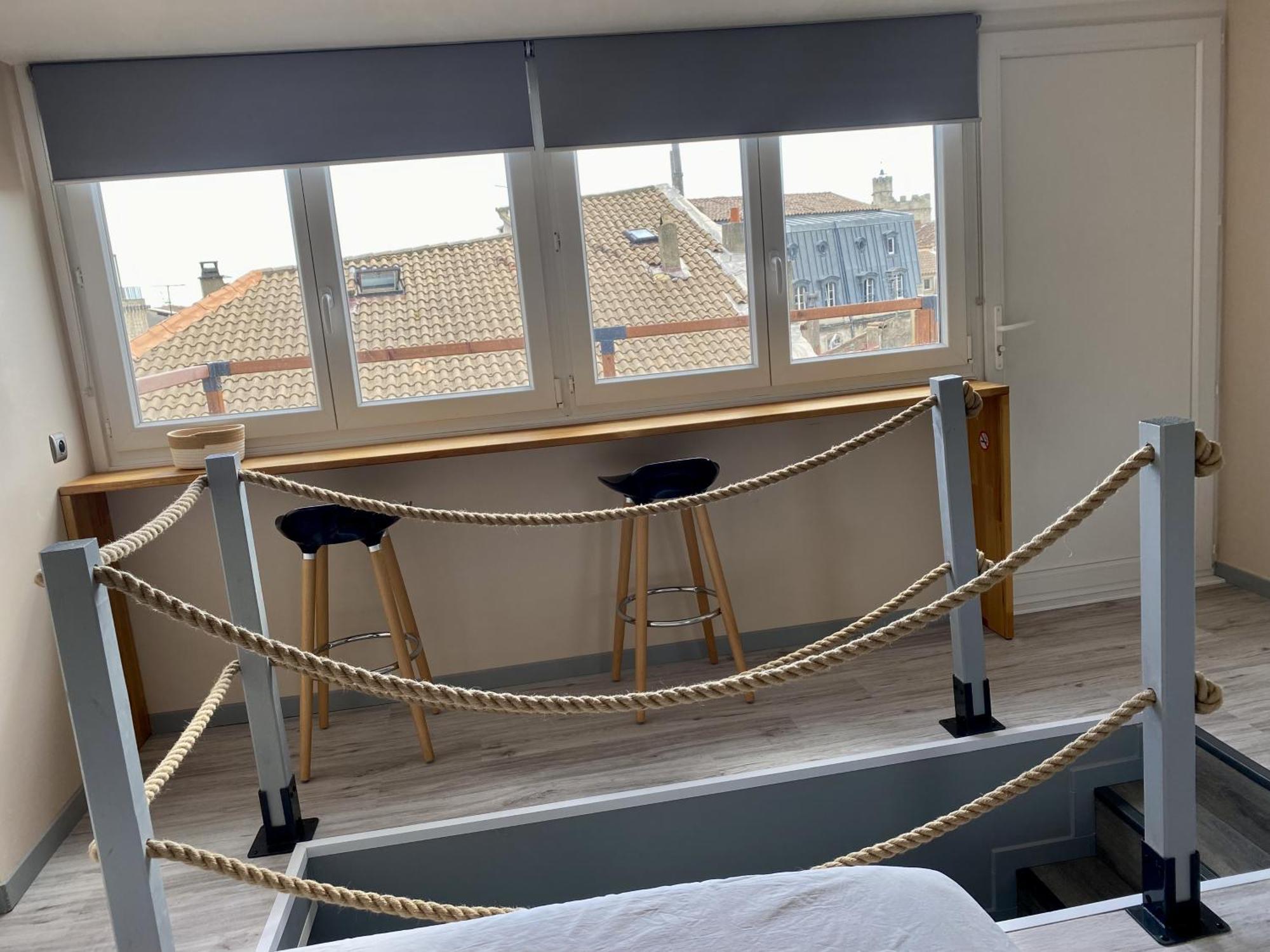 Le Toit D'Avignon - Intra-Muros - Terrasse Vue Palais Des Papes - Ideal Festival - Climatisation - Wifi المظهر الخارجي الصورة